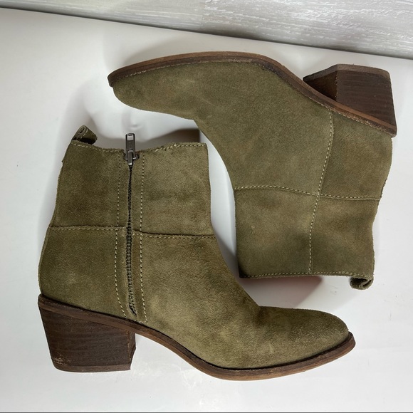 Madewell the Perrie B2070 green/moss suede ankle bootie 6 - Picture 11 of 16
